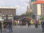 13:17 Etwas ungl�cklich das Bierzelt vor der B�hne