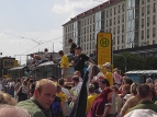 16:11 Wo ist er denn, der Spieler-Bus ?